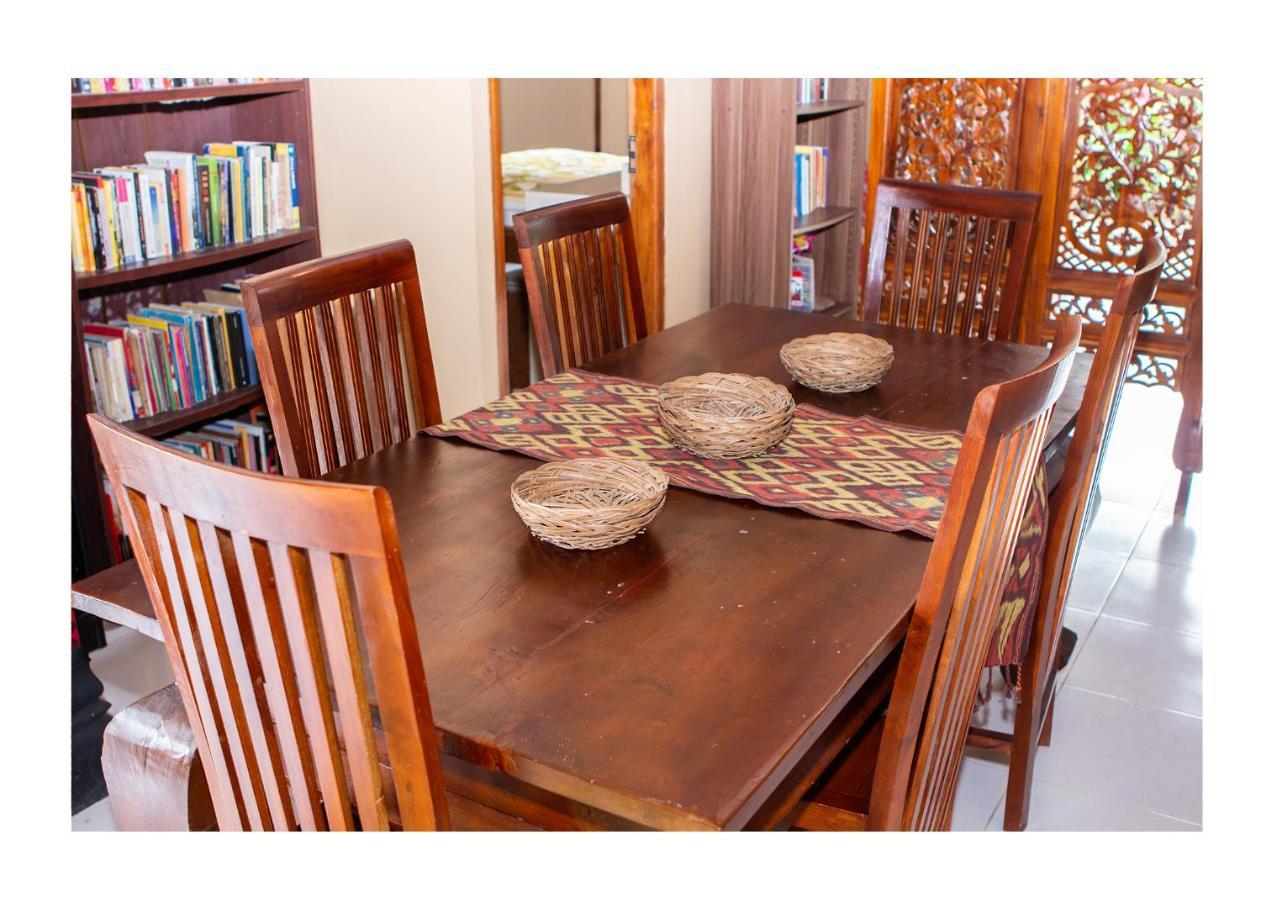 Sanggar Pantcha Indra Guest House Kemuning Exterior photo