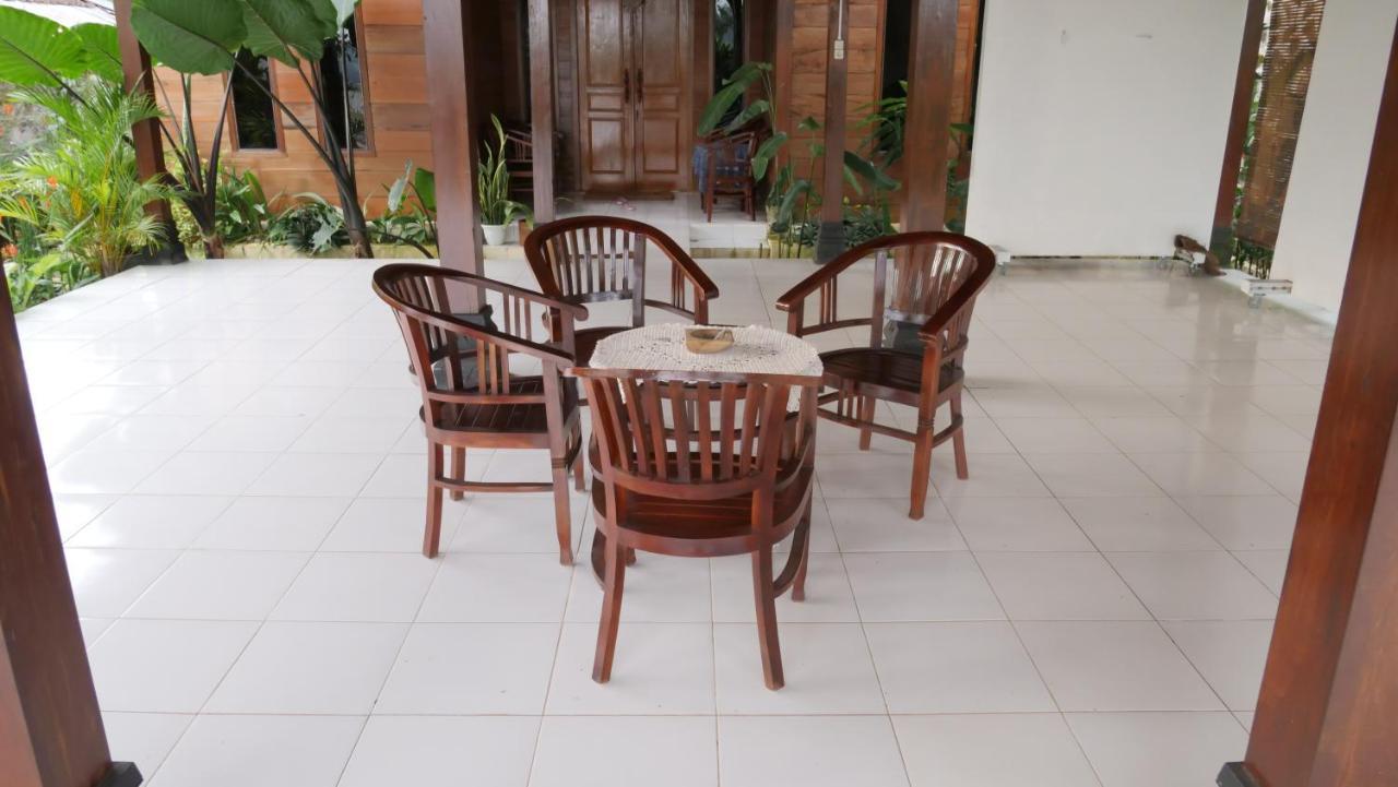 Sanggar Pantcha Indra Guest House Kemuning Exterior photo